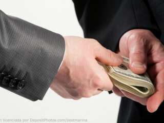 Aprobaron “muerte civil” para funcionarios corruptos