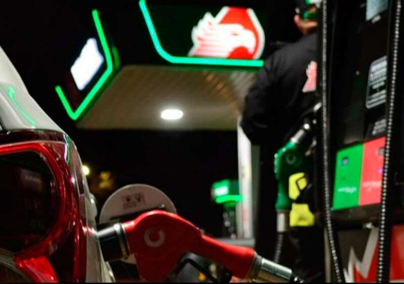Inmovilizan 50 gasolineras por no vender “litros de a litro»
