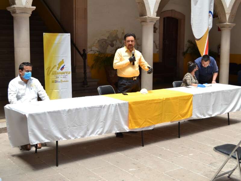 ENTREGAN NUEVAMENTE APOYOS A AFECTADOS POR CORONAVIRUS EN VILLANUEVA