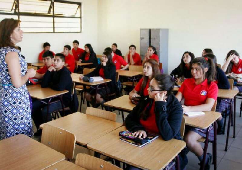 ANUNCIAN REGRESO A CLASES EN ESTADOS DE SEMÁFORO VERDE