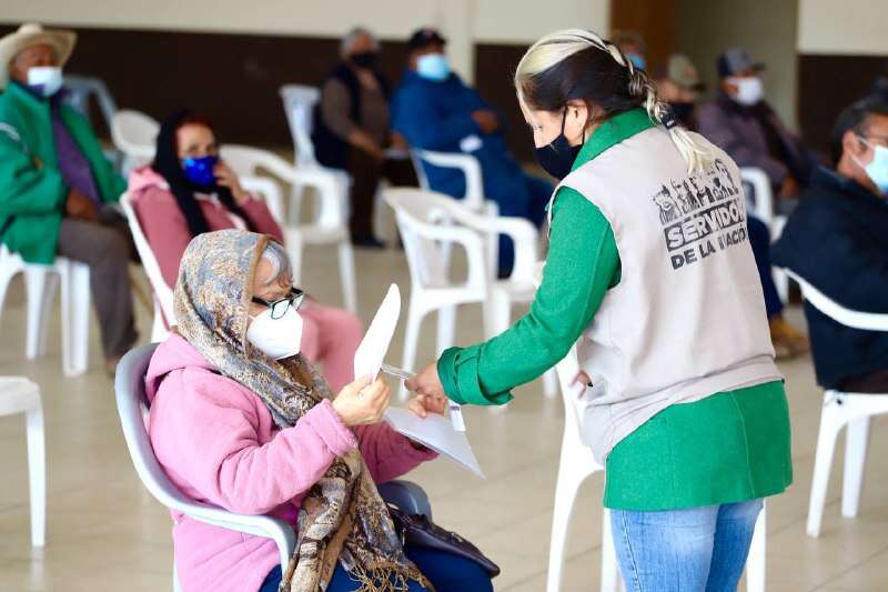 ENTREGAN PENSIONES PARA ADULTOS MAYORES EN ZACATECAS