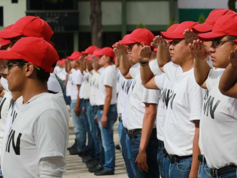 ELIMINAN OBLIGATORIEDAD DE CARTILLA MILITAR PARA SALIR DEL PAÍS