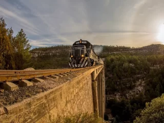 BUSCAN RESTABLECER LOS TRENES DE PASAJEROS EN MÉXICO