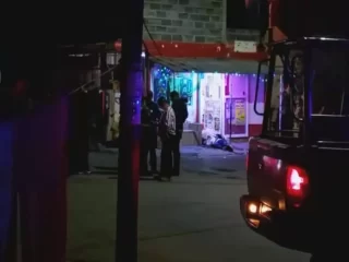 ATACAN A JÓVENES EN TIENDA DE ABARROTES DE GUADALUPE