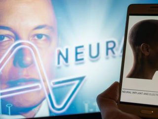 IMPLANTAN PRIMER CHIP EN UN CEREBRO HUMANO
