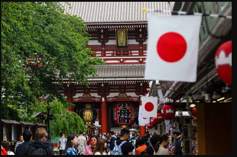 LA BANDERA DEL SOL ROJO