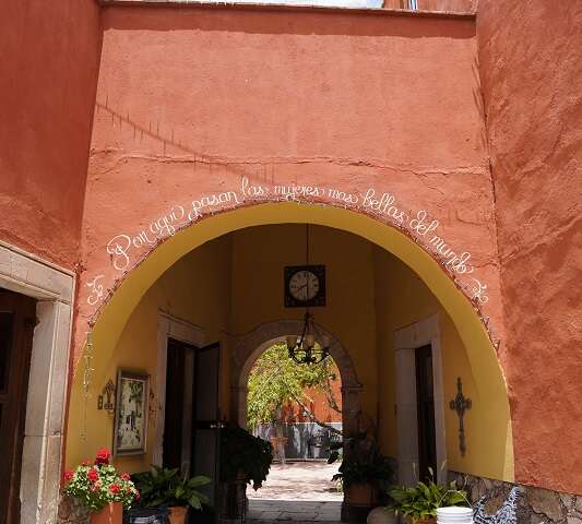 HISTORIAS, CUARTOS Y LEYENDAS DE LA EX HACIENDA DE LA ENCARNACIÓN, VILLANUEVA