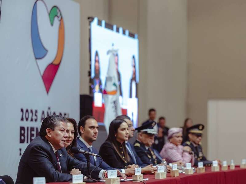 PRESENTA DAVID MONREAL AGENDA DE LA PAZ 2025