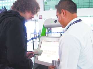 PROPONEN DUPLICAR CUOTAS DE MIGRACIÓN LEGAL